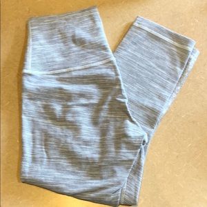 Lululemon cropped leggings